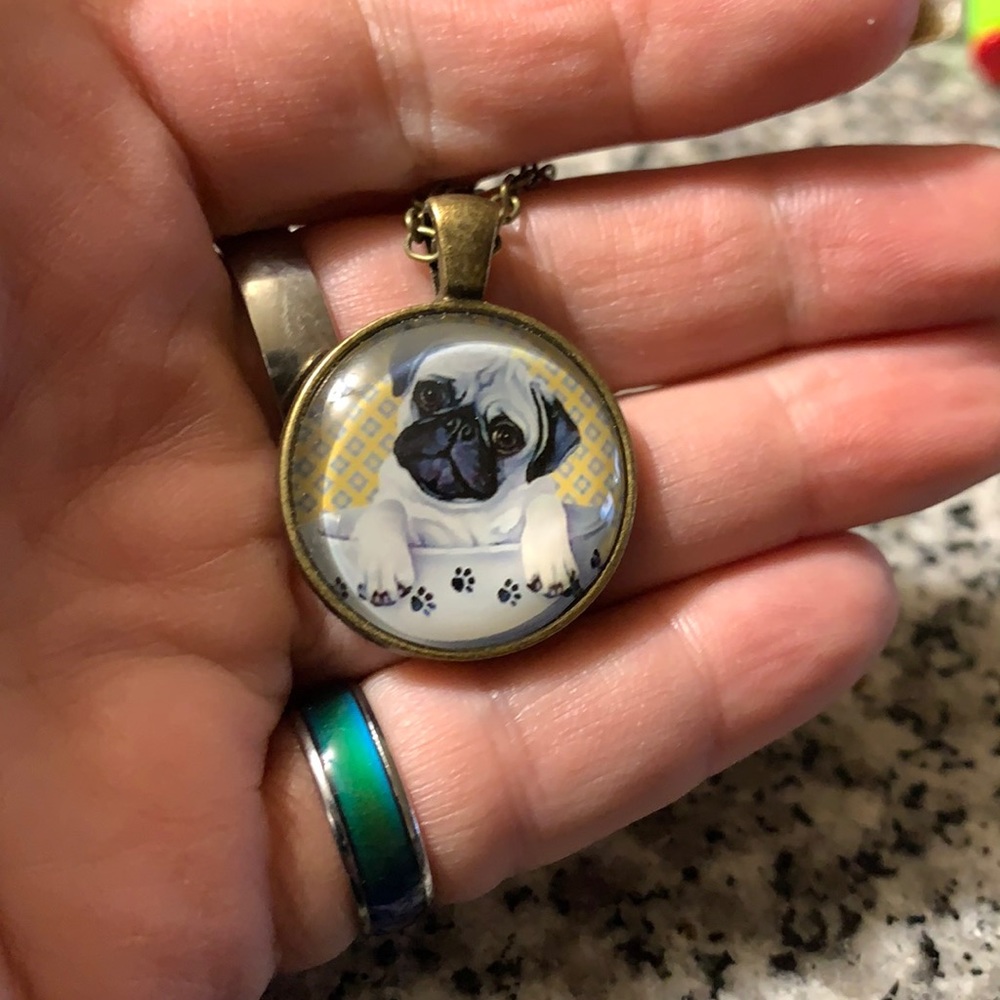 New Pug Necklace - Picture 3 of 3